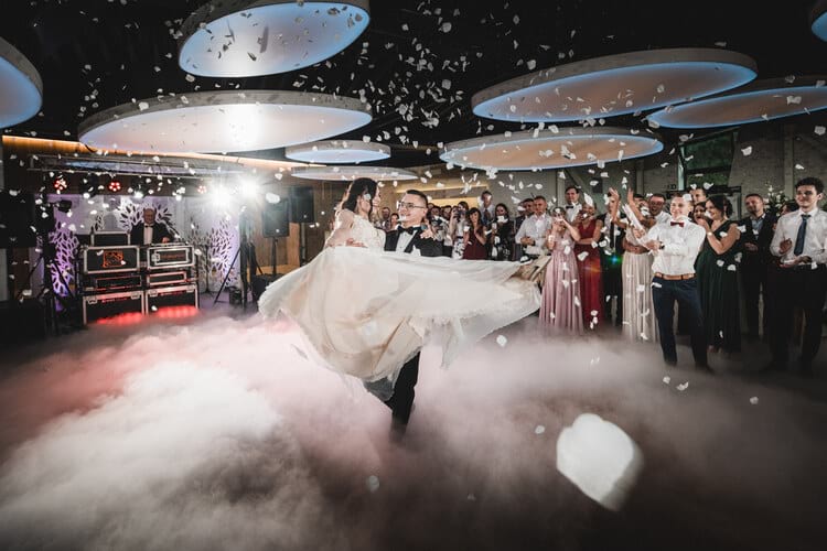 Pierwszy taniec Młodej Pary na weselu