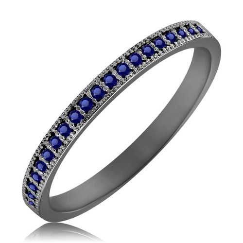 Czarny pierścionek z szafirami