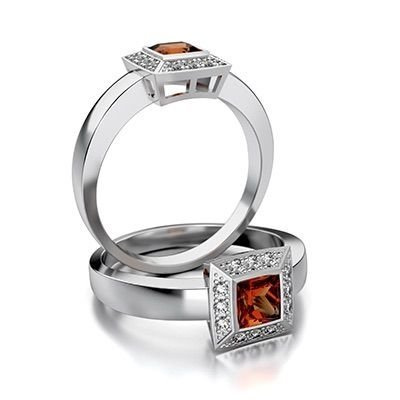 Złoty pierścionek z granatem i brylantami