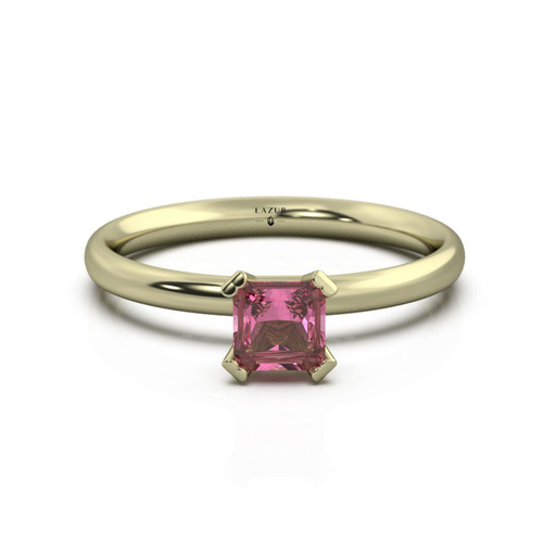 Złoty pierścionek z granatem