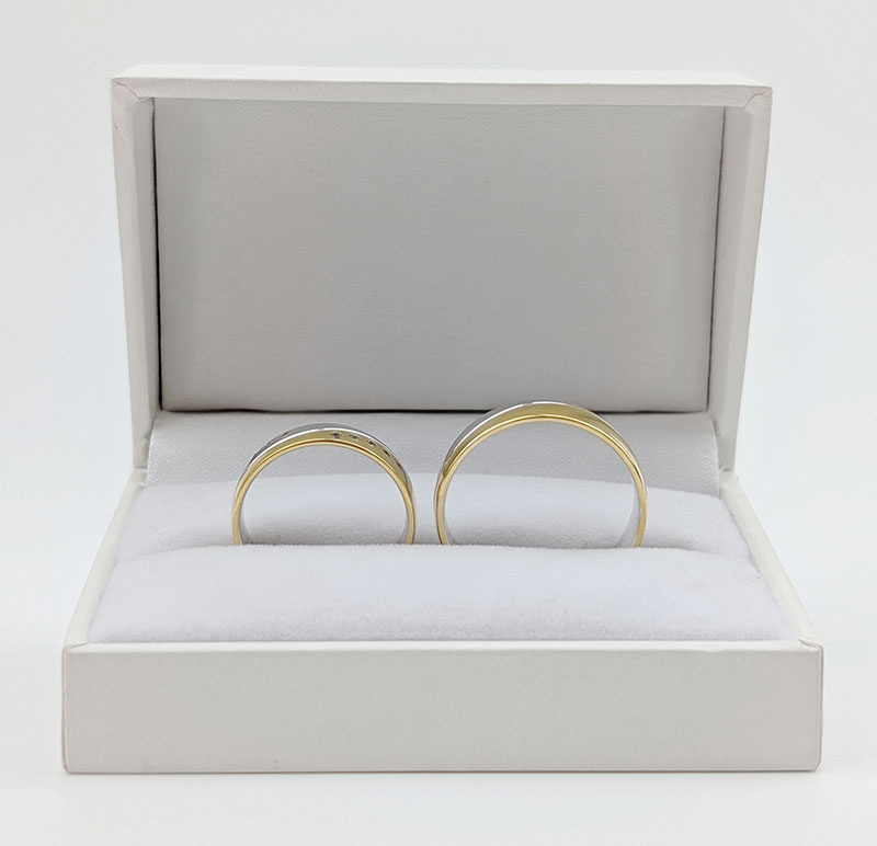 Obrączki ślubne półokrągłe 5,5mm z falą dwukolorowe z żółtym i białym złotem próba 585