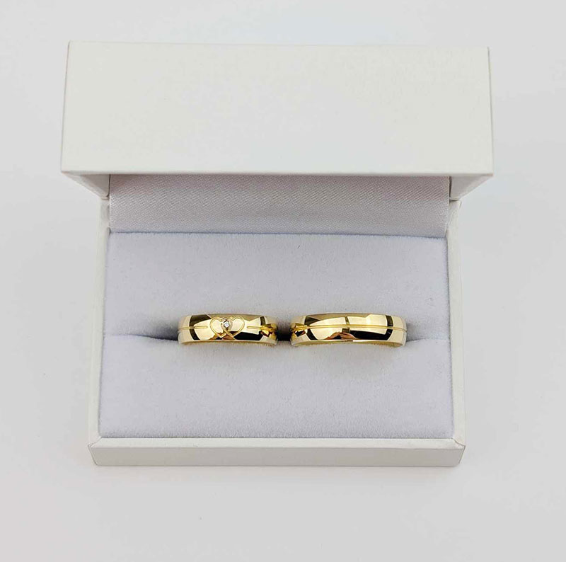 Obrączki ślubne półokrągłe 5mm z sercami próba 585