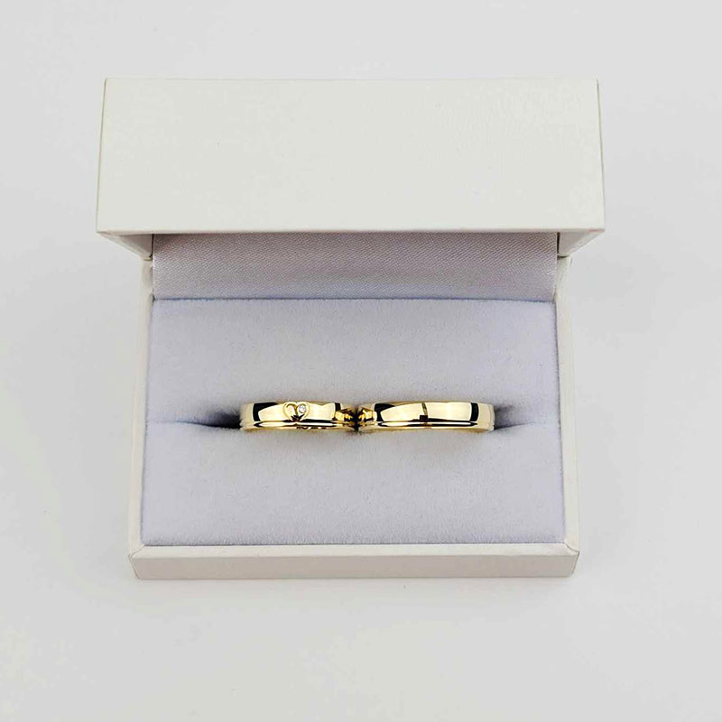 Obrączki ślubne z sercem i brylantem 4mm złote próba 585