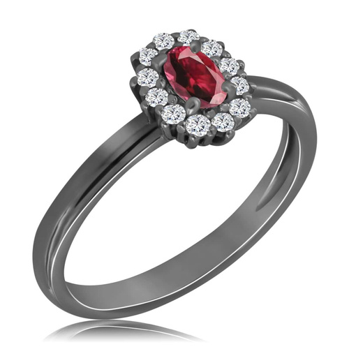 Czarny pierścionek z rubinem i diamentami 