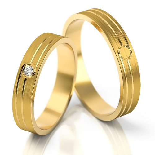 Obrączki ślubne 4mm płaskie ze wzorem żółte złoto próba 585 