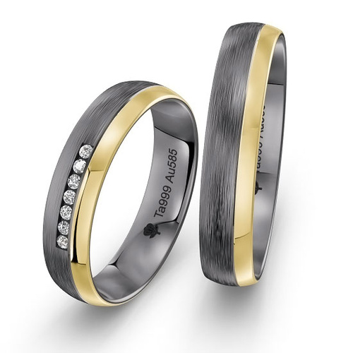 Obrączki ślubne półokrągłe wykonane z tantalu