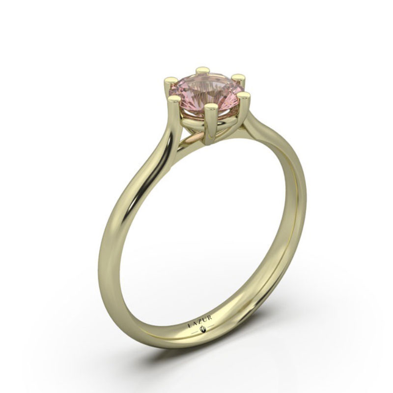 Złoty pierścionek z morganitem